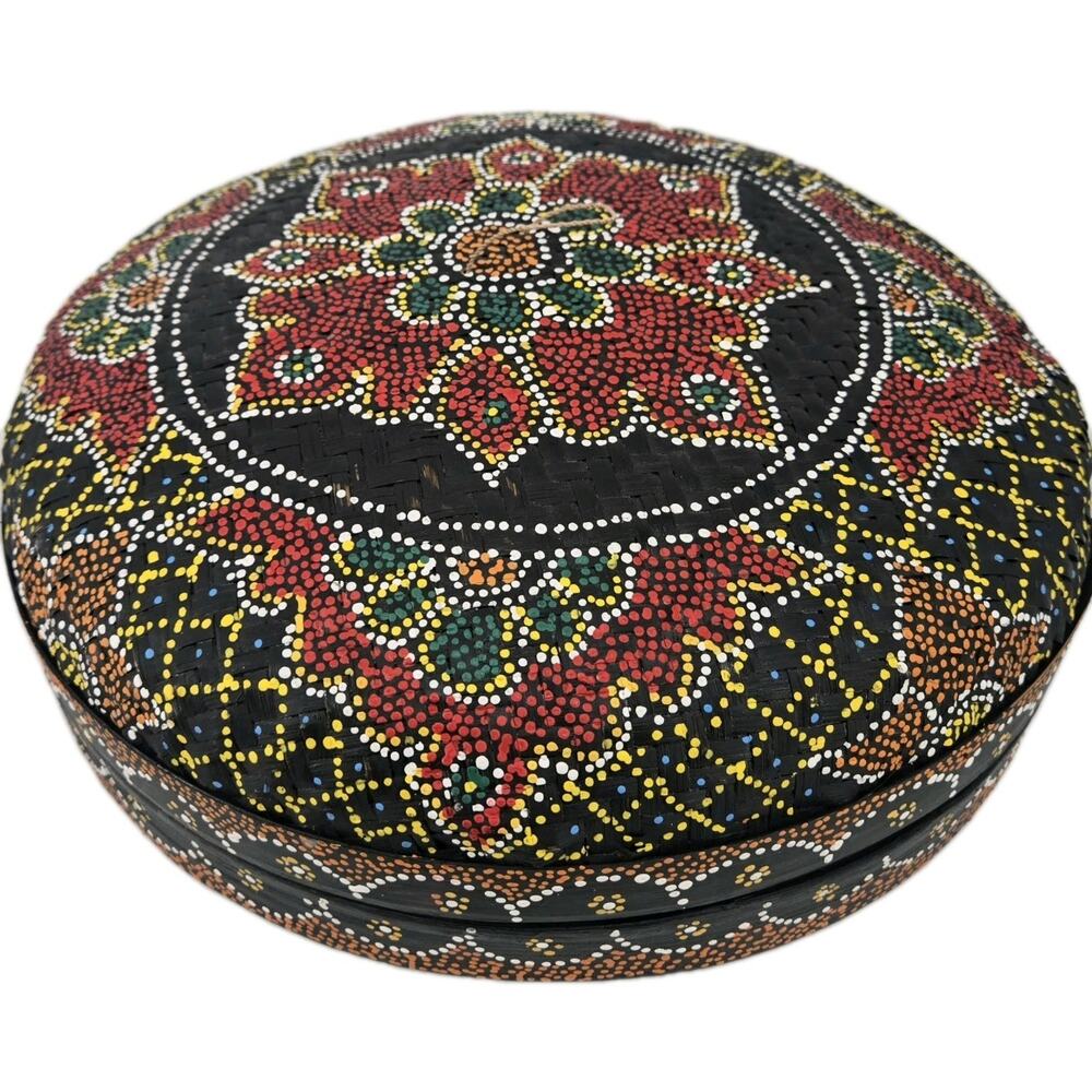 Vtg Large Bali Kaleidoscope Dot Hand Painted Woven Wicker Round Basket w/Lid